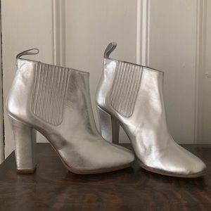 NEW Marc by Marc Jacobs silver Chelsea boots 38